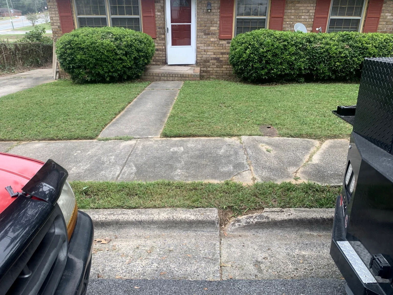 Clean edging around a front walkway